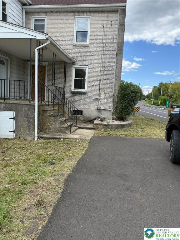2251 Howertown Road Northampton, PA 18067 - Photo 2 of 21 Gallery Image 2