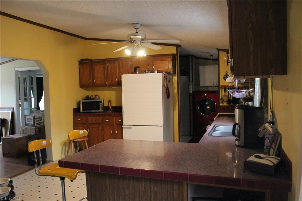 360 Kernodle Road Gibsonville, NC 27249 - Photo 4 of 26 Gallery Image 4