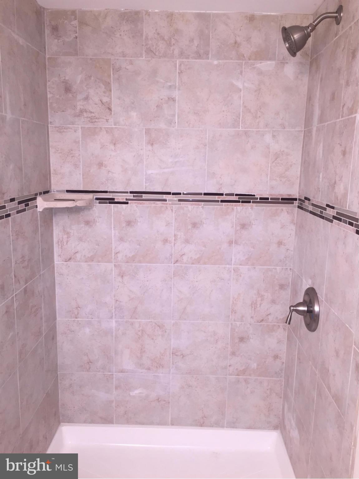 2203 Monticello Road Baltimore, MD 21216 - Photo 17 of 26 Bath