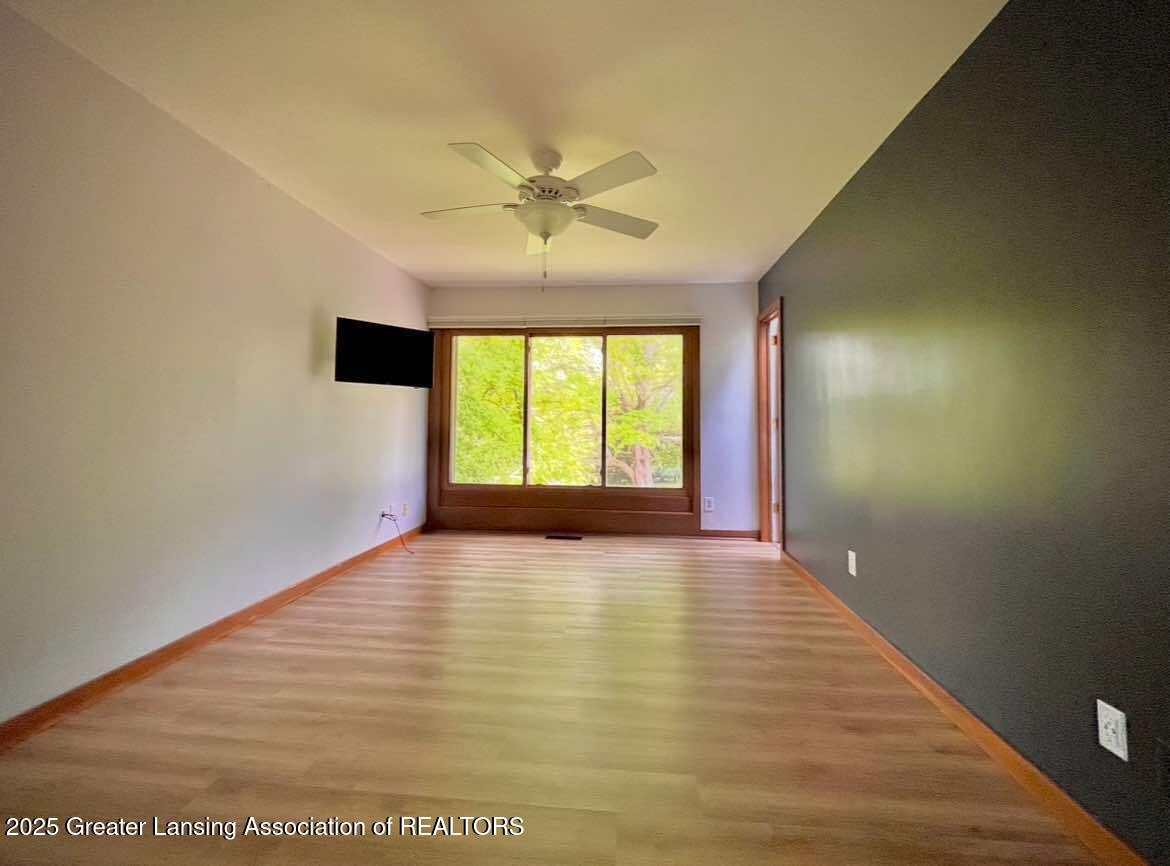 310 Piper Road Haslett, MI 48840 - Photo 29 of 45 Primary Bed