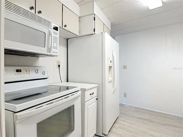 $115,000 | 1043 Capella Drive, Tavares, FL 32778