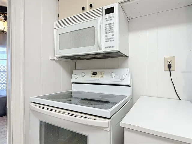 $129,000 | 1043 Capella Drive, Tavares, FL 32778