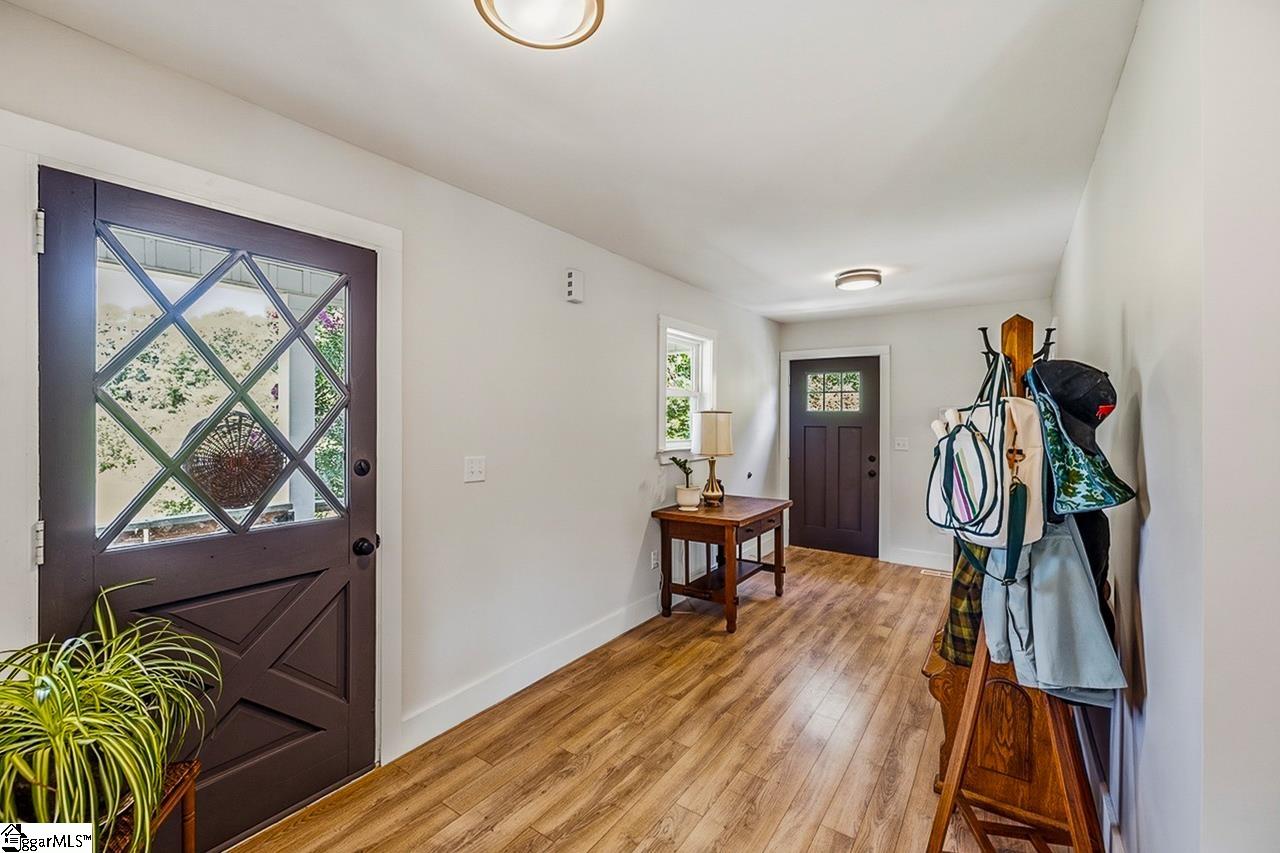 455 Aiken Chapel Road Taylors, SC 29687 - Photo 5 of 48