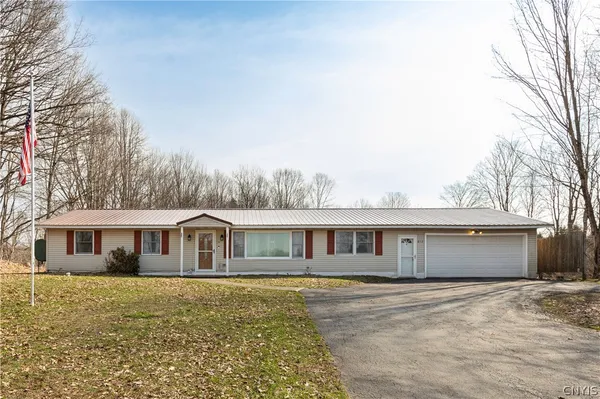 $264,500 | 852 County Rte 11, West Monroe, NY 13167