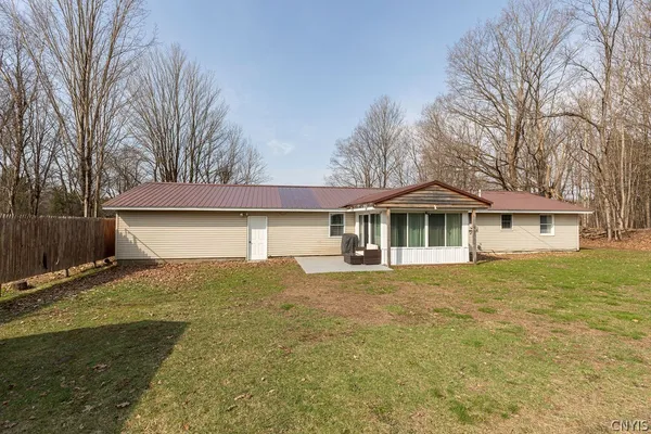 $264,500 | 852 County Rte 11, West Monroe, NY 13167