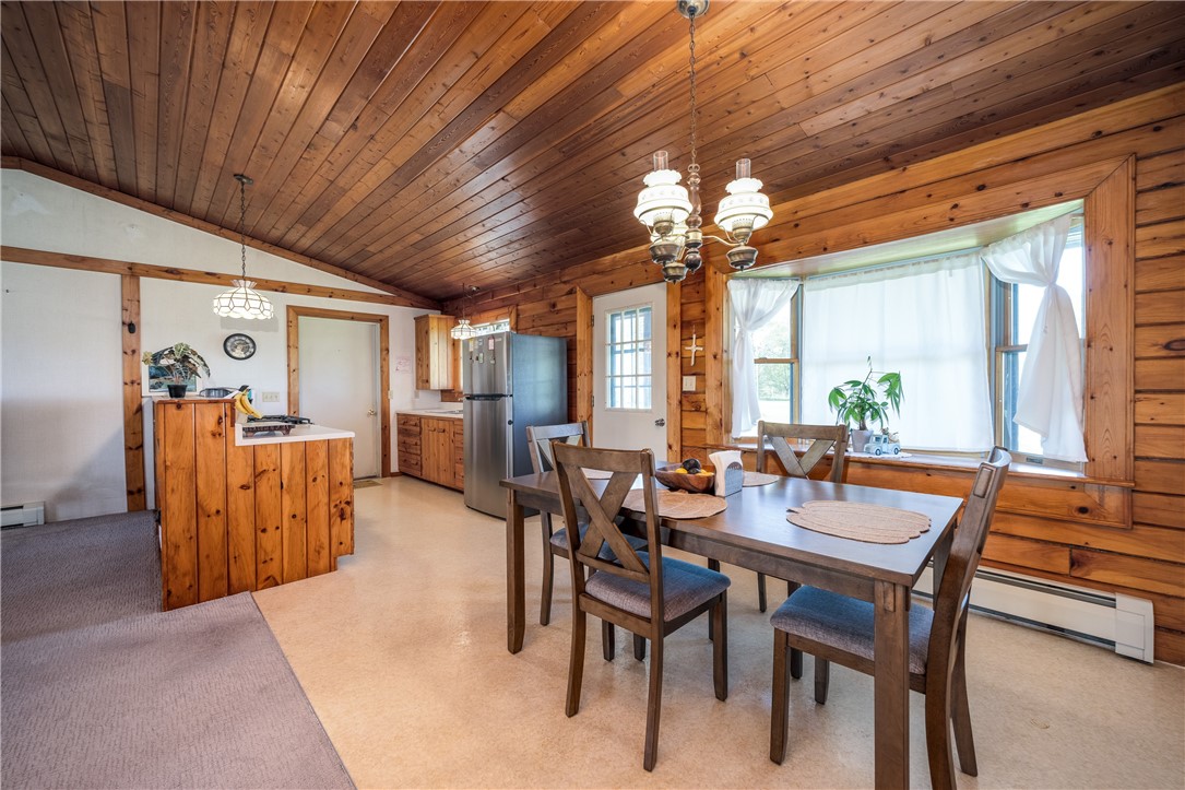 727 County Road 7 Manchester, NY 14432 - Photo 7 of 35