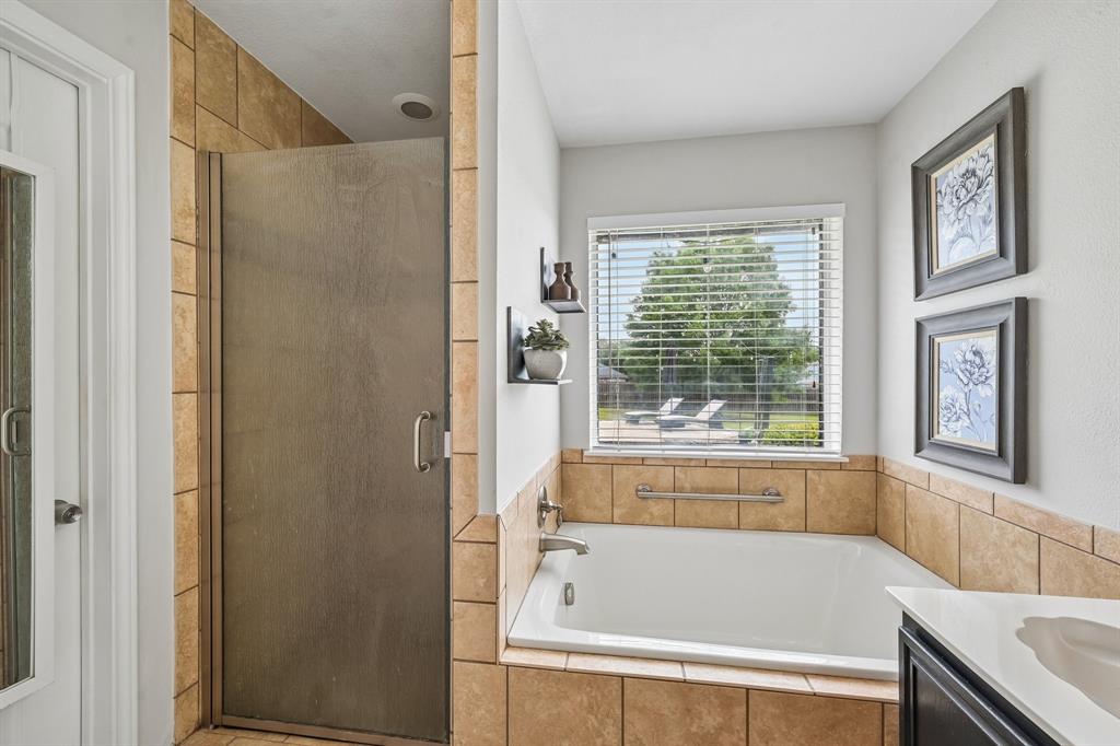 911 High Point Drive Midlothian, TX 76065 - Photo 19 of 28