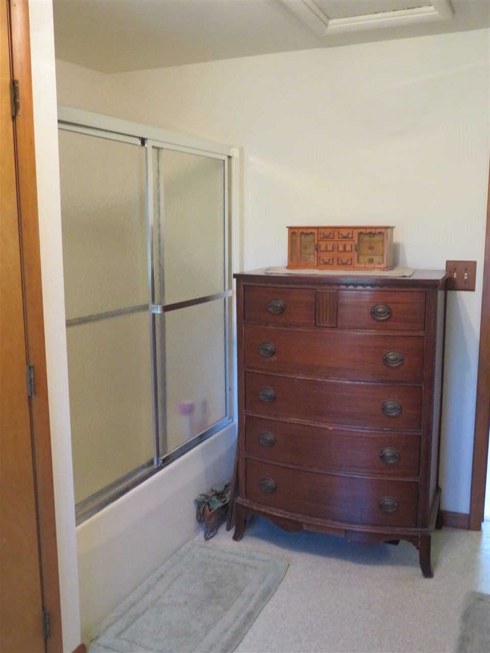 4166 East Haslett Road Perry, MI 48872 - Photo 5 of 26 31291332-4.JPG