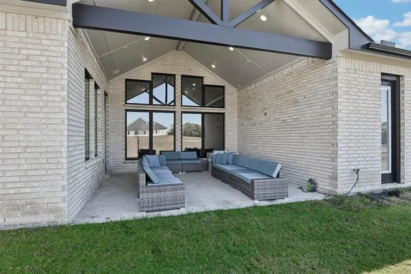 $4,200 | 1522 Carter Drive, Royse City, TX 75189