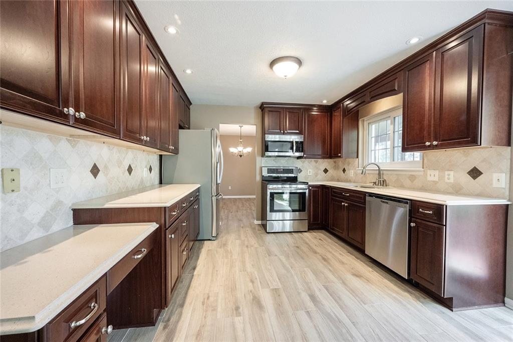 10982 Rutgers Lane Fishers, IN 46038 - Photo 10 of 60 Gallery Image 10