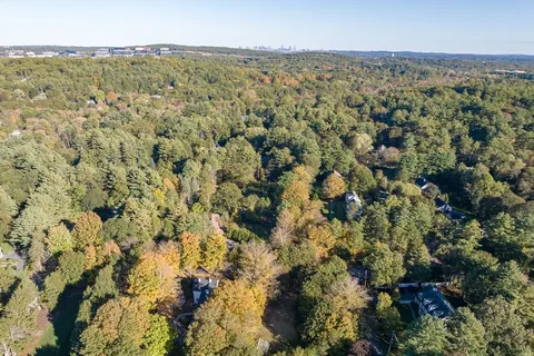 $1,199,000 | 3 October Lane, Weston, MA 02493