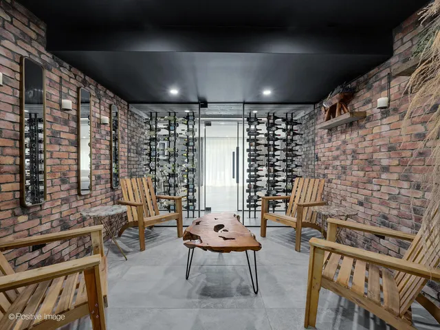 $1,899,000 | 13175 Fox Lane, Lemont, IL 60439