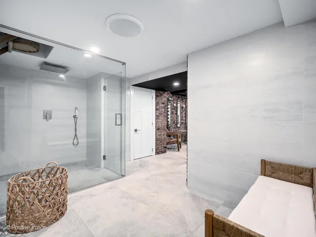 $1,899,000 | 13175 Fox Lane, Lemont, IL 60439