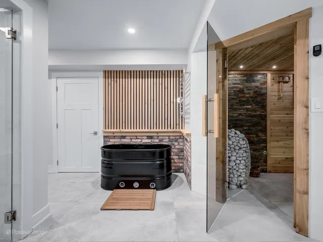 $1,899,000 | 13175 Fox Lane, Lemont, IL 60439