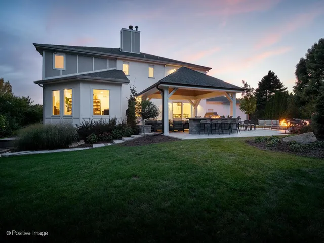 $1,899,000 | 13175 Fox Lane, Lemont, IL 60439