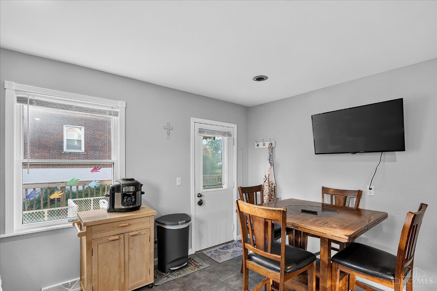 3678 Paramount Ridge Lane Cincinnati, OH 45247 - Photo 28 of 48 Gallery Image 28