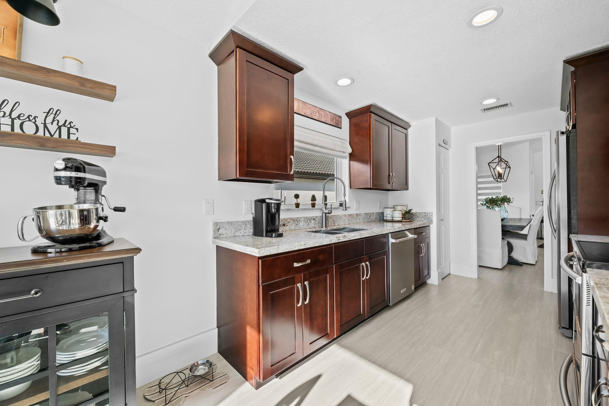 11108 Cloverleaf Circle Boca Raton, FL 33428 - Photo 11 of 74 Photo 11