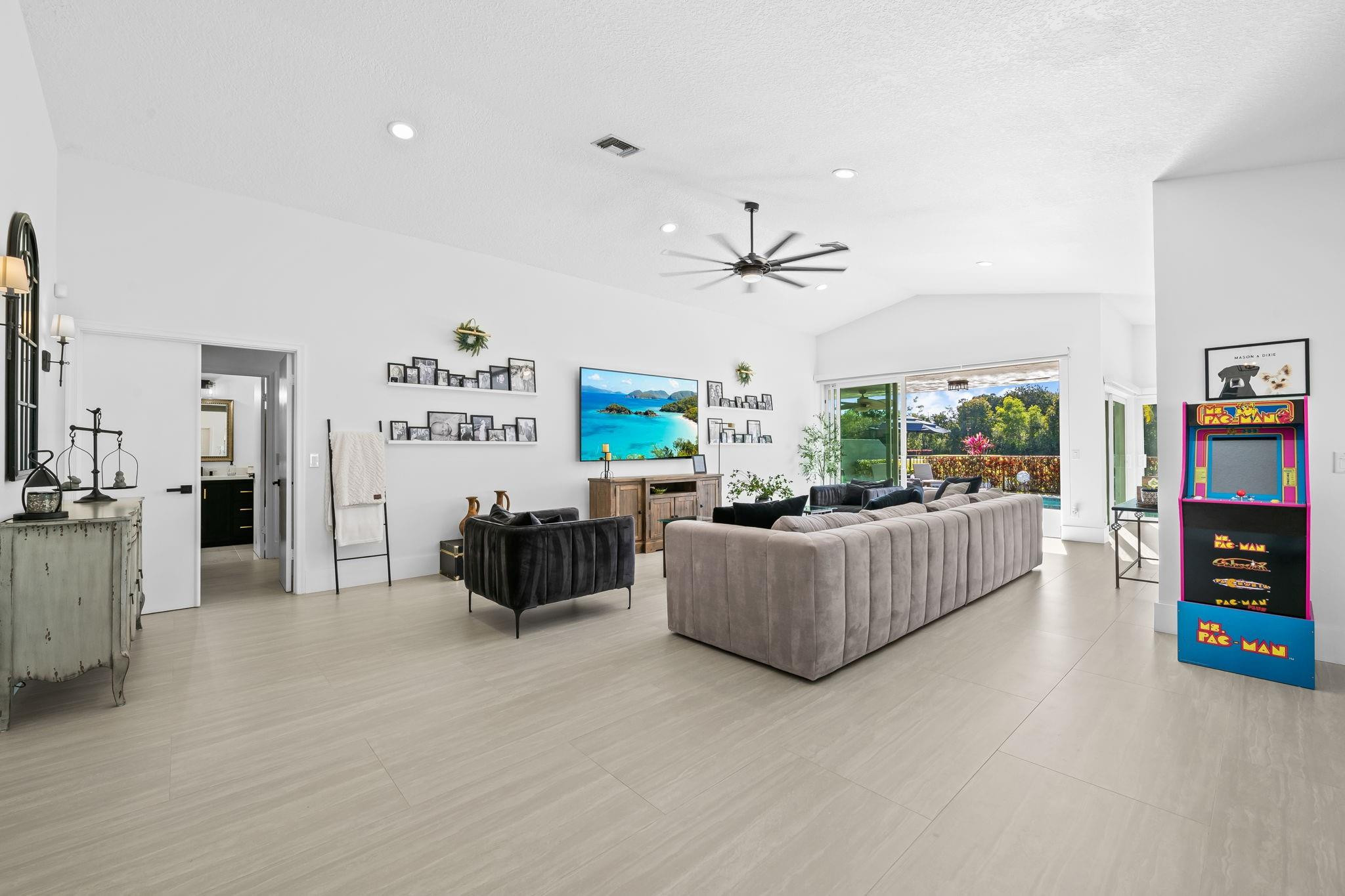 11108 Cloverleaf Circle Boca Raton, FL 33428 - Photo 3 of 74 Photo 3