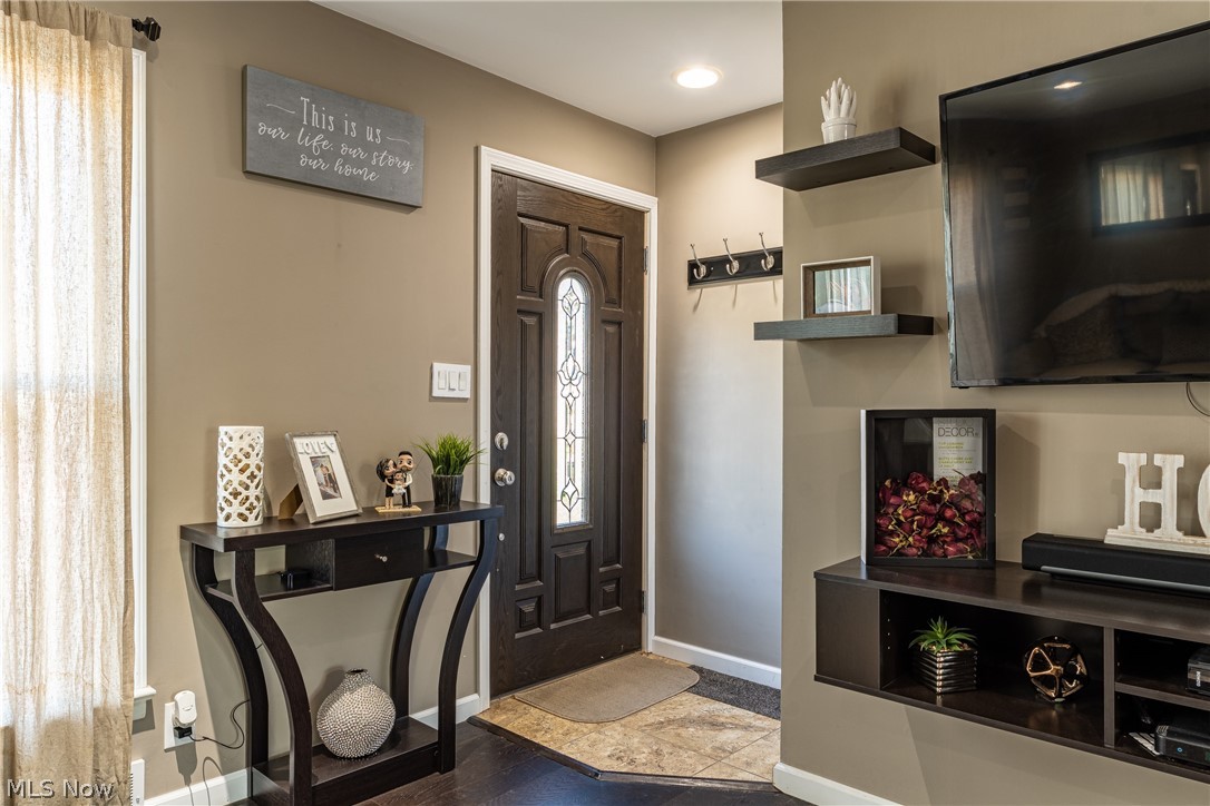 358 Clarmont Road Willowick, OH 44095 - Photo 5 of 34 Gallery Image 5
