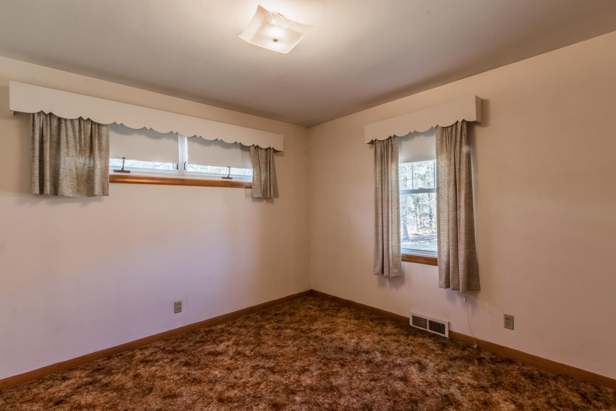 2703 Touareuna Road Glenville, NY 12010 - Photo 17 of 28 Photo 17