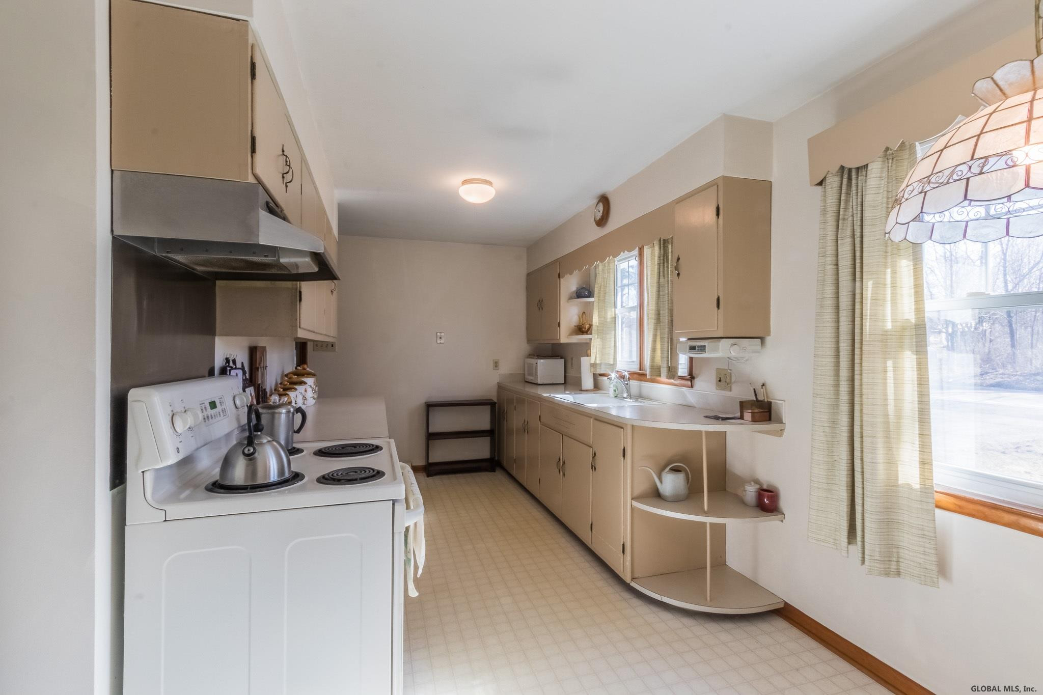2703 Touareuna Road Glenville, NY 12010 - Photo 10 of 28 Photo 10