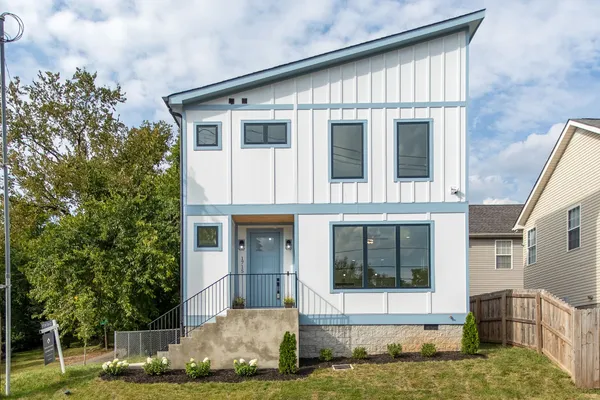 $2,700 | 1715 Kellow Street, Nashville, TN 37208