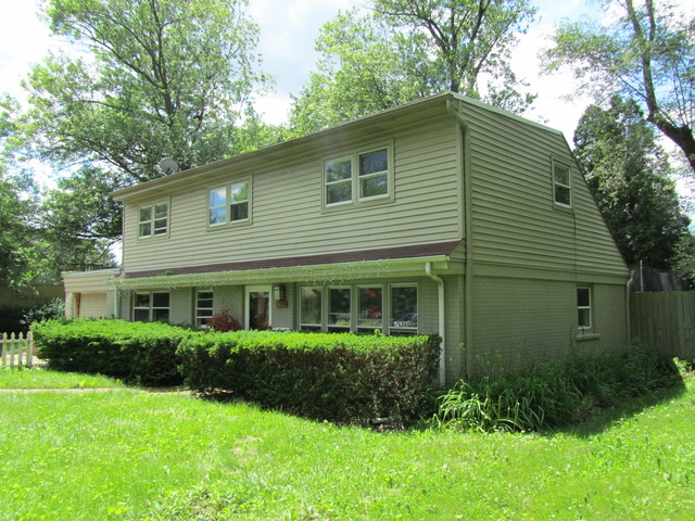 2134 Beechnut Road Northbrook, IL 60062 - Photo 2 of 15
