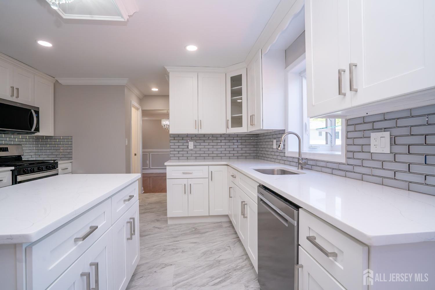 4 Harvey Road Monmouth Junction, NJ 08852 - Photo 14 of 59 Gallery Image 14