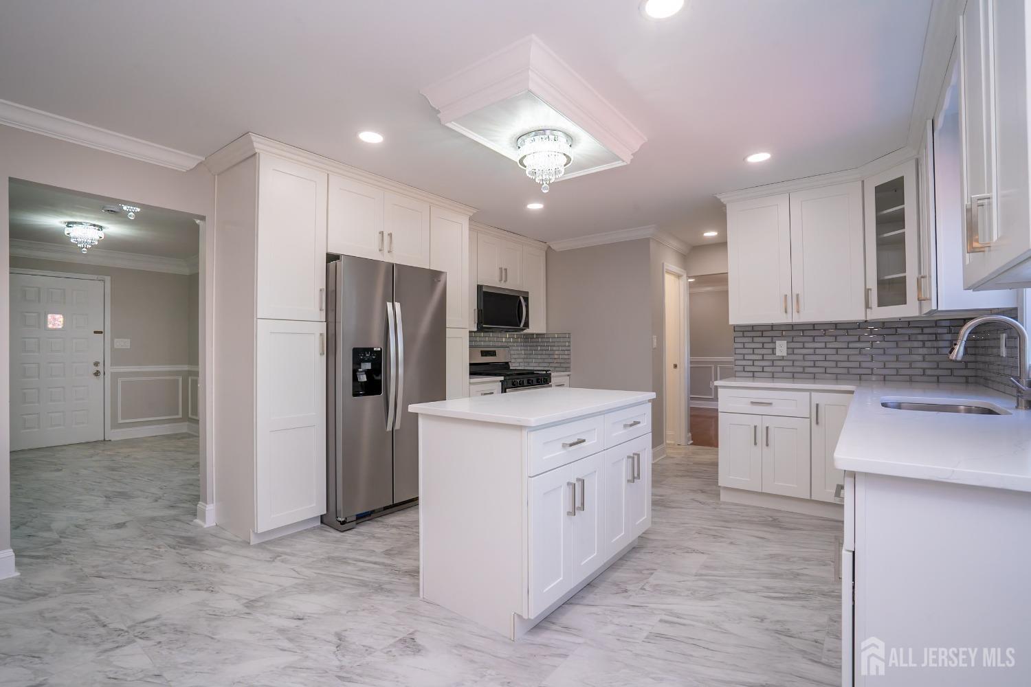 4 Harvey Road Monmouth Junction, NJ 08852 - Photo 16 of 59 Gallery Image 16