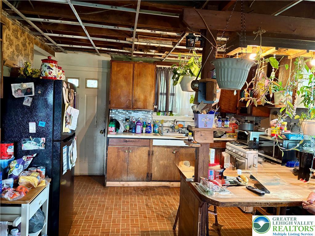 257 Dale Road Barto, PA 19504 - Photo 7 of 19 Gallery Image 7