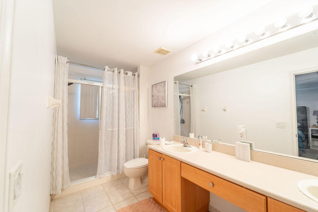 705 Imperial Lake Road West Palm Beach, FL 33413 - Photo 21 of 25 705ImperialLakeDr(26of34)