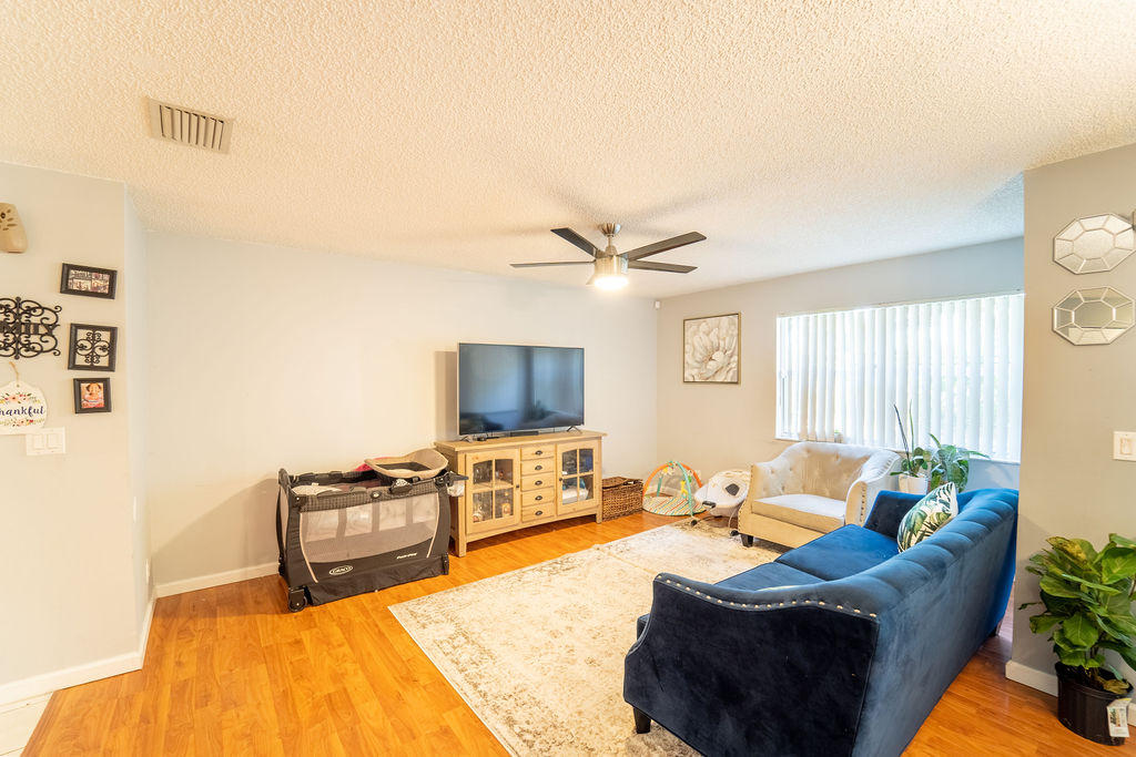 705 Imperial Lake Road West Palm Beach, FL 33413 - Photo 10 of 25 705ImperialLakeDr(11of34)