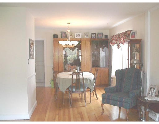 51 Auburndale Road Marblehead, MA 01945 - Photo 6 of 8