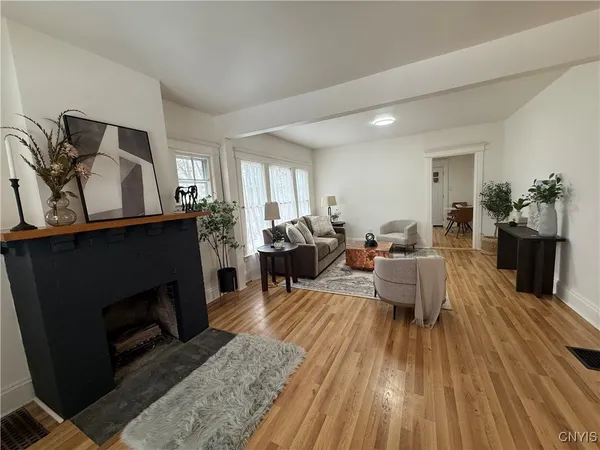 $2,500 | 2817 Milton Avenue, Geddes, NY 13209