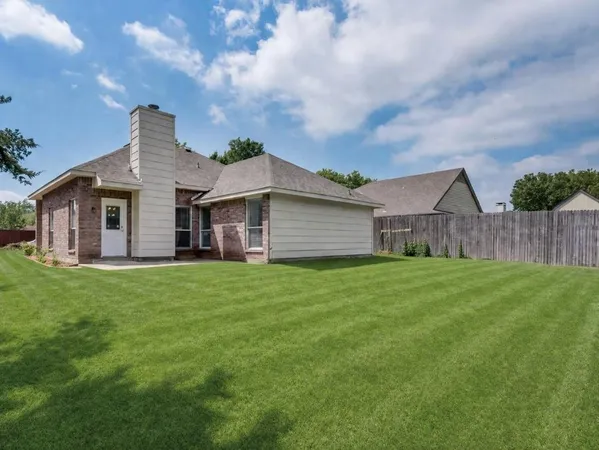 $1,950 | 109 Brockway Drive, Rockwall, TX 75032