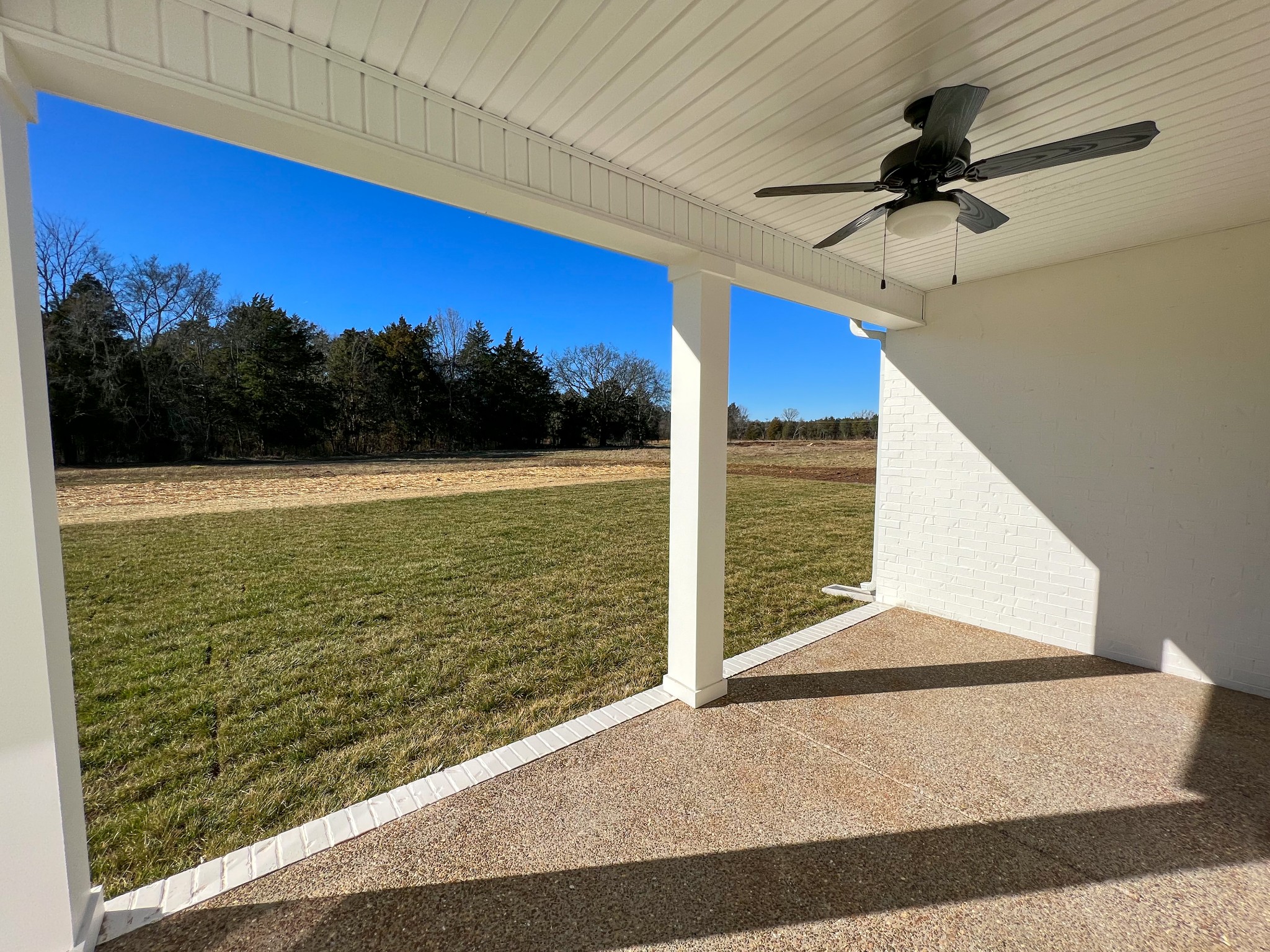 4520 McCrary Road Lebanon, TN 37090 - Photo 3 of 20 a view of ocean from a window