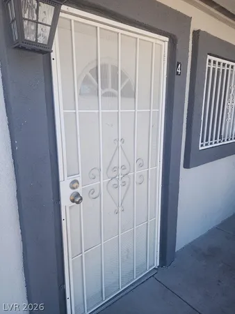 $1,000 | 3381 South Athens Street, Unit 4, Las Vegas, NV 89169