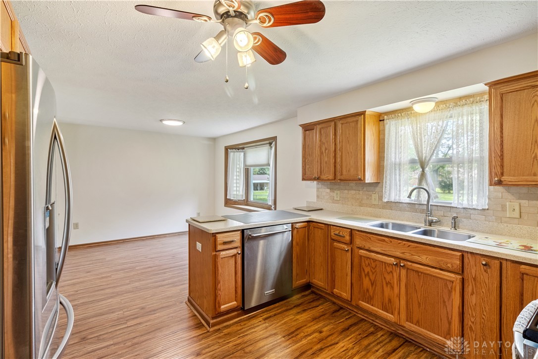 3697 Kemp Road Beavercreek, OH 45431 - Photo 11 of 28