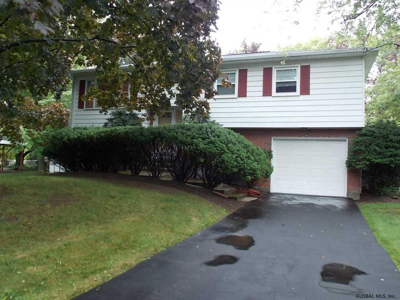 34 Eberle Road Colonie, NY 12110 - Photo 1 of 18 Photo 1