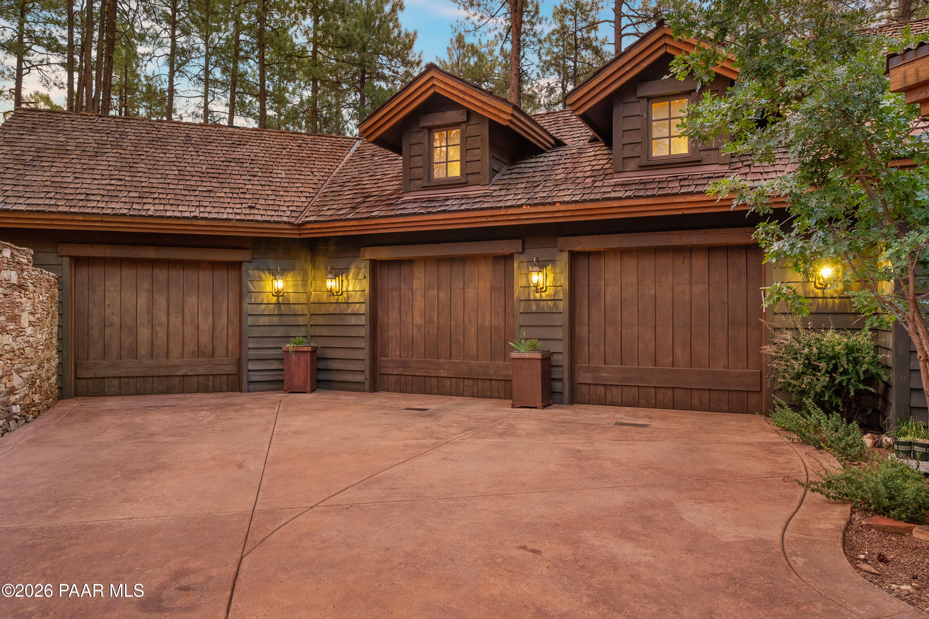 1515 High Valley Ranch Road Prescott, AZ 86303 - Photo 65 of 76 a front view of a house with garden