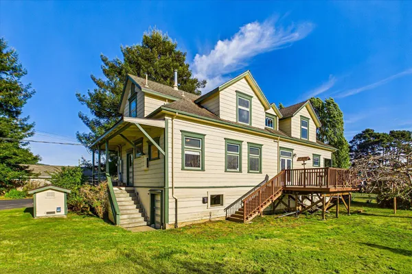 $895,000 | 2450 Kenmar Road, Fortuna, CA 95540