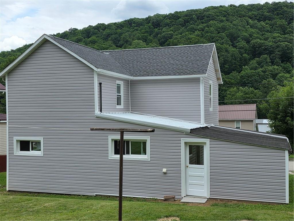 1030 Dixon Road Clymer, PA 15728 - Photo 2 of 28