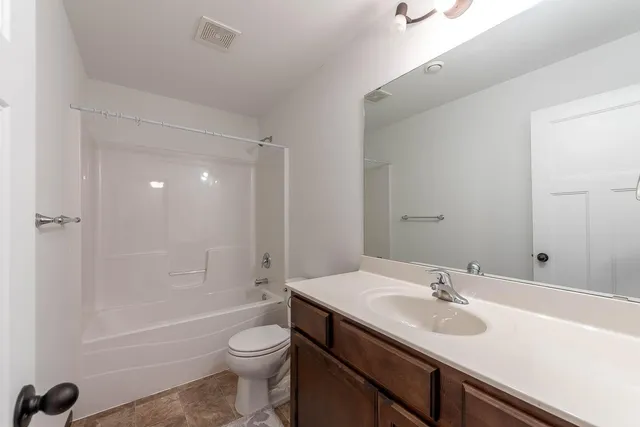 $299,000 | 620 Tomahawk Court, Madison Lake, MN 56063