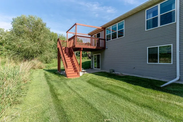 $299,000 | 620 Tomahawk Court, Madison Lake, MN 56063