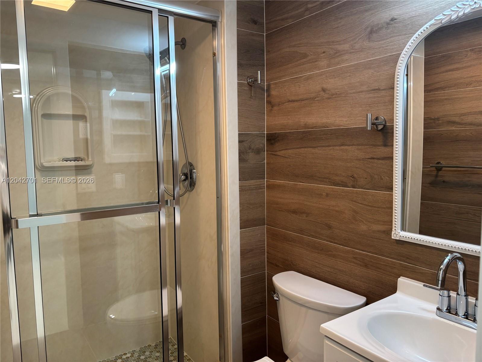 300 Berkley Road, Unit 103 Hollywood, FL 33024 - Photo 13 of 31