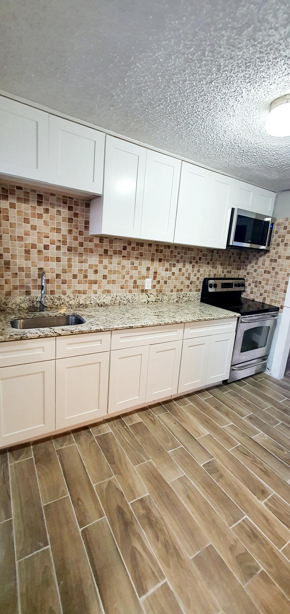 1109 West 33rd Street Riviera Beach, FL 33404 - Photo 2 of 8 20211022_183625