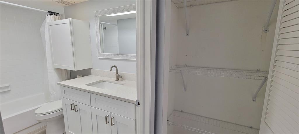 3342 Teeside Drive New Port Richey, FL 34655 - Photo 32 of 45 a bathroom with a sink toilet vanity and a mirror