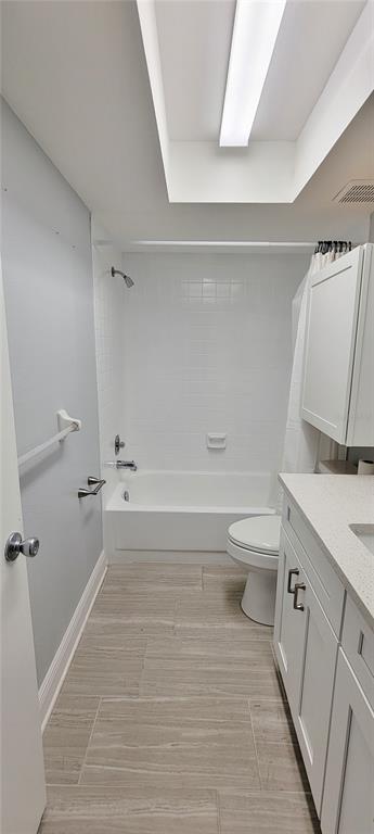 3342 Teeside Drive New Port Richey, FL 34655 - Photo 34 of 45 a bathroom with a sink a toilet and a tub