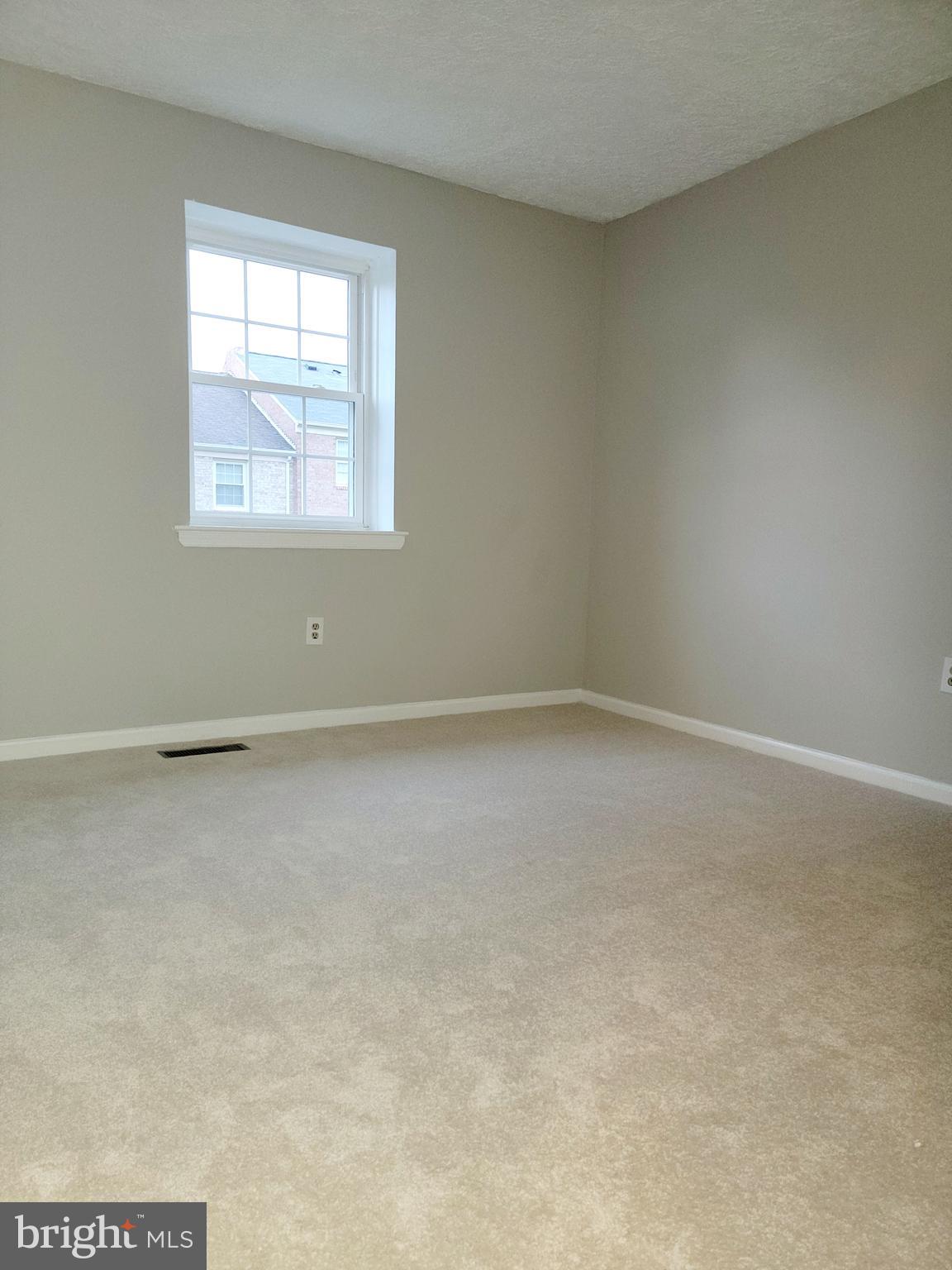 8106 Rhodell Lane Springfield, VA 22153 - Photo 16 of 48 Gallery Image 16
