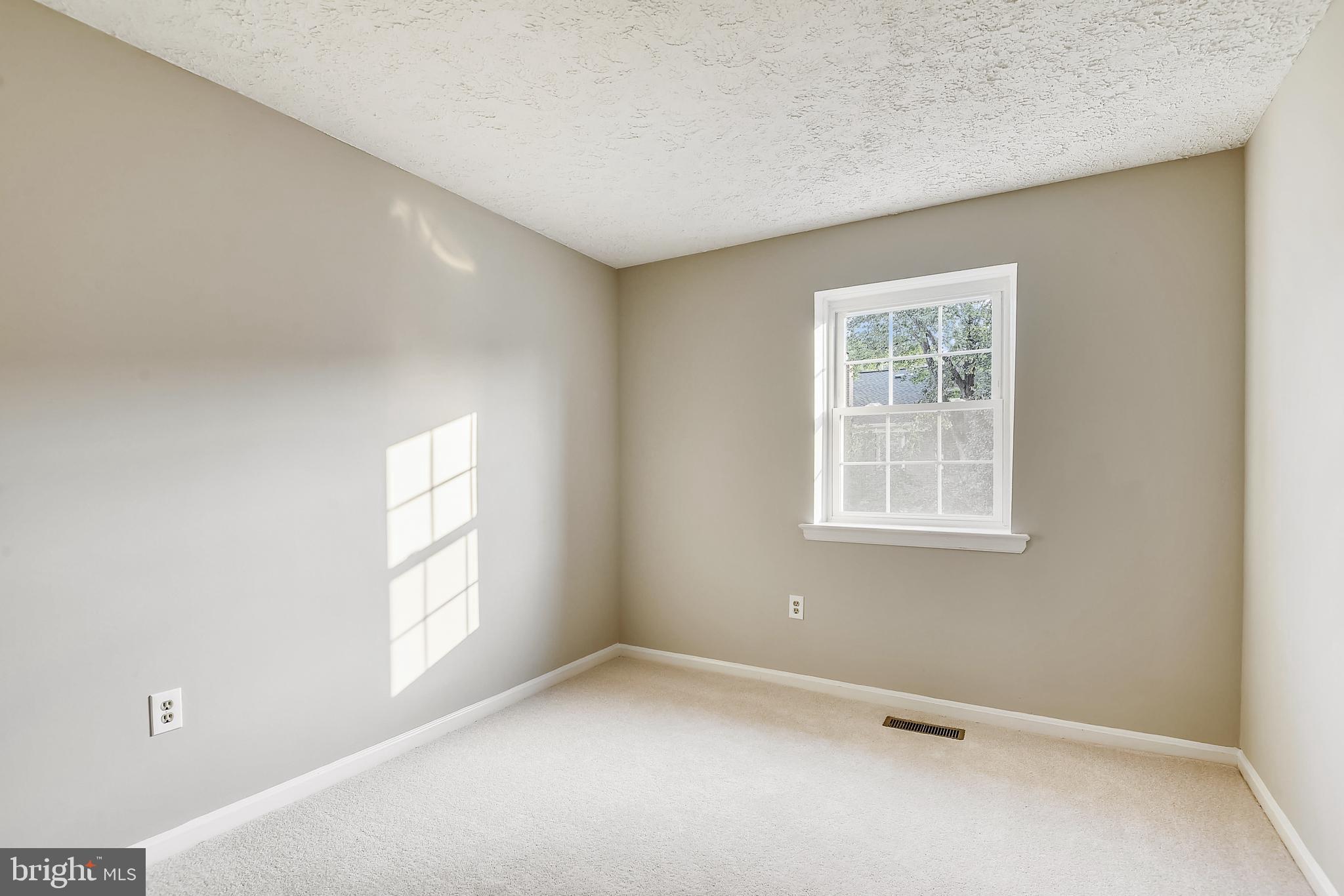 8106 Rhodell Lane Springfield, VA 22153 - Photo 21 of 48 Bedroom 3